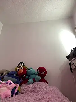 vaness weet online show from 12/14/25, 12:21