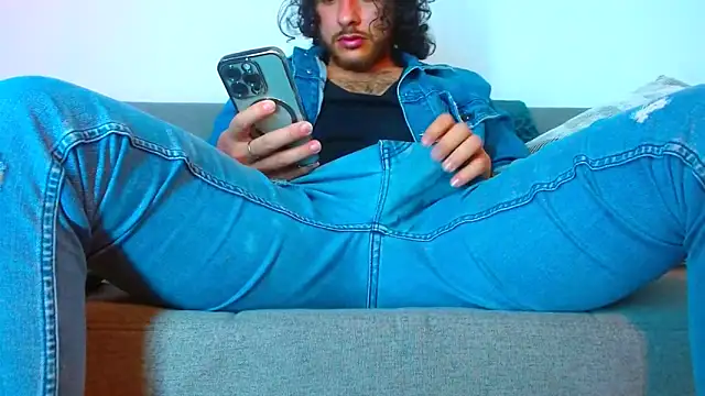 tuyo1995 online show from 12/05/25, 02:58