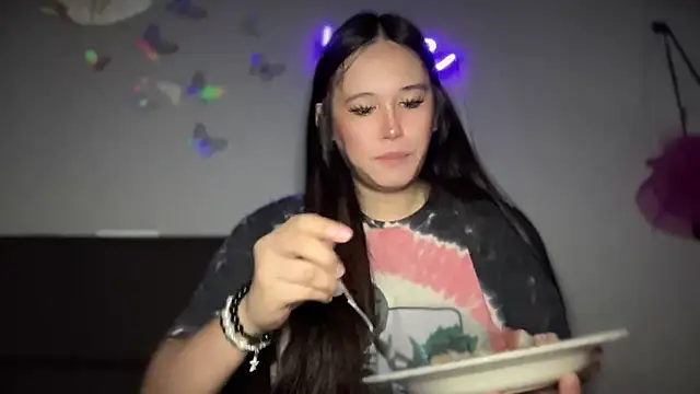 MeganTheRarest online show from 10/05/25, 04:33