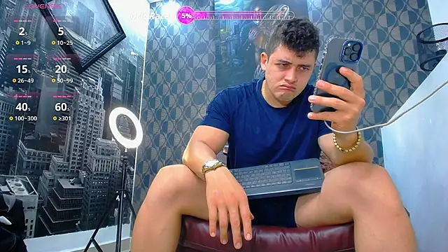 Leonsmoron online show from 03/08/26, 12:41