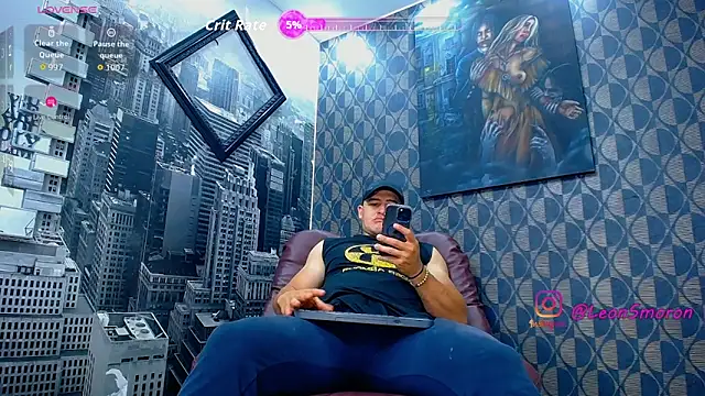 Leonsmoron online show from 05/25/26, 01:55