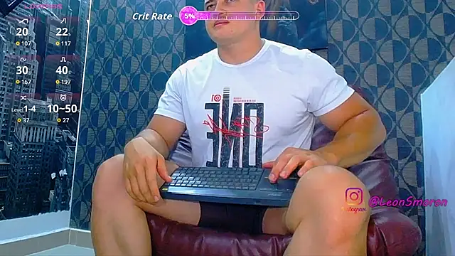 Snapshot of Leonsmoron chatting on 06/26/26, 12:04 Leonsmoron online show from 06/26/26, 12:04