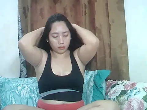 LOVENAYRA1 online show from 05/27/26, 03:25