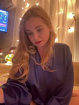 Lady  Maria online show from 01/11/25, 04:36