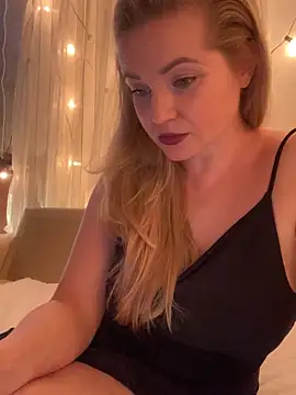 Lady  Maria online show from 02/12/25, 04:00