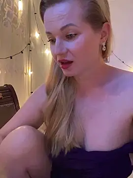 Lady  Maria online show from 10/01/25, 04:35