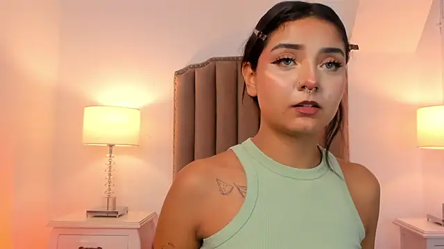 Emma Torres   online show from 02/28/25, 11:58