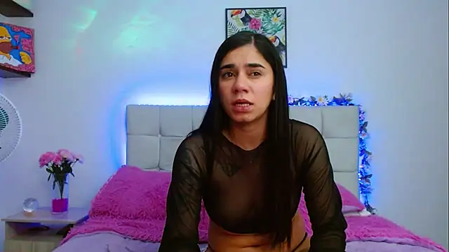 Layla Rachel online show from 01/12/25, 05:45