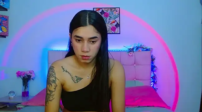 Layla Rachel online show from 03/12/25, 02:41