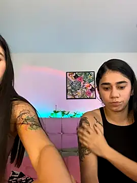 Layla Rachel online show from 11/02/25, 02:03