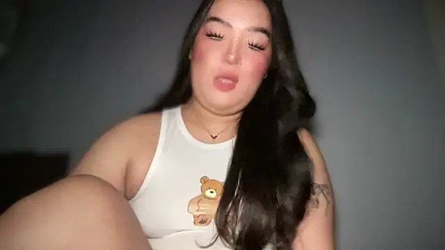 MissCataleyaxxx online show from 11/25/25, 01:05