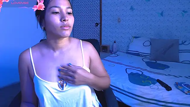 caylinhot7 online show from 02/01/25, 06:54