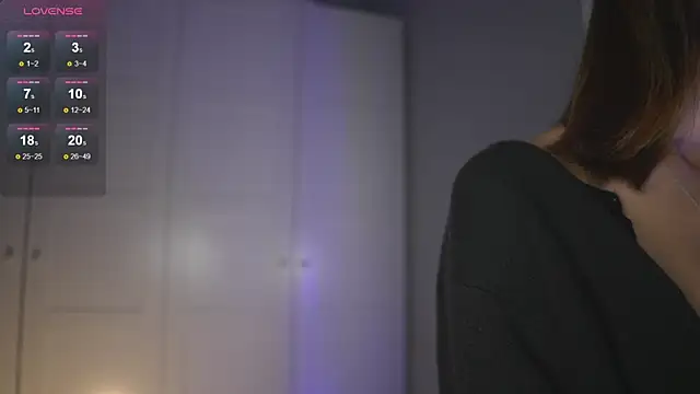 -JuicyMolly- online show from 11/05/25, 02:39