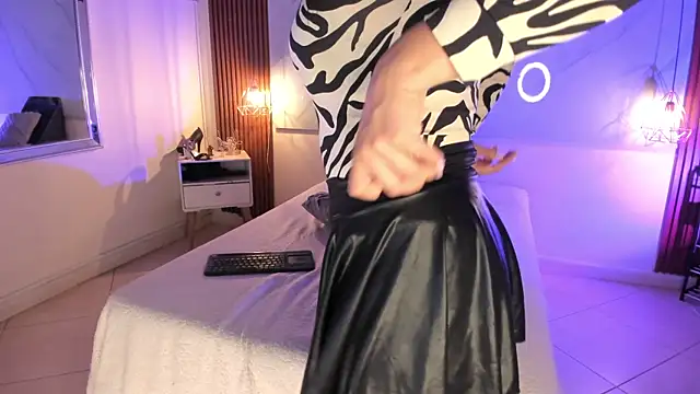 Gin Zc online show from 12/20/24, 06:29