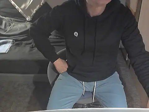 kiam471 online show from 03/21/25, 09:45