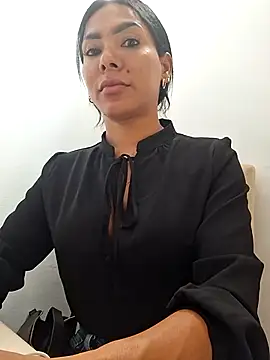 Doll Loren online show from 02/18/26, 08:49