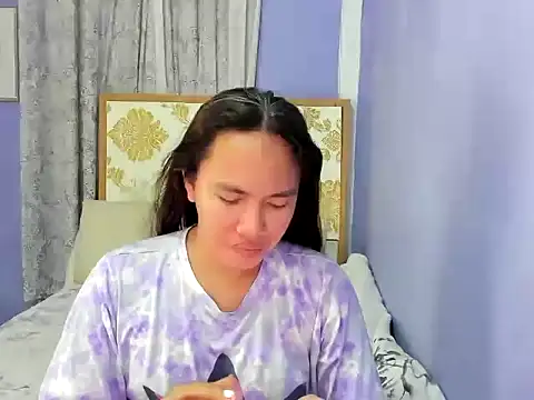 lady kim boner online show from 10/12/25, 05:50