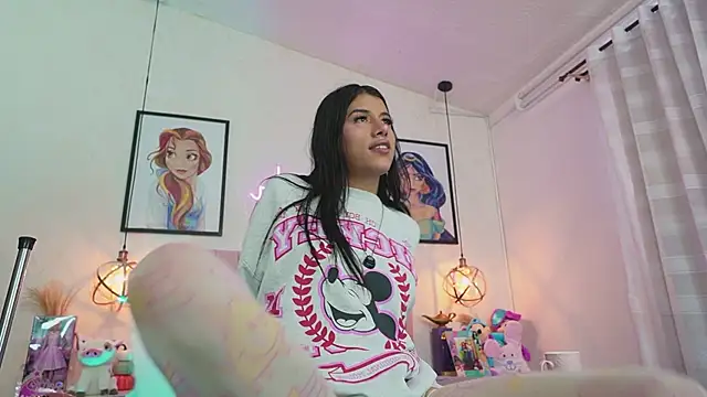 dani parker  online show from 05/06/26, 04:34