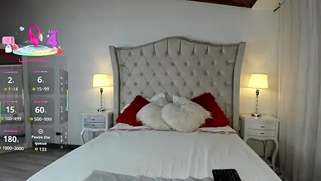 Naughtykitty4 online show from 02/16/26, 11:34