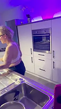 German Milf online show from 03/22/25, 05:31