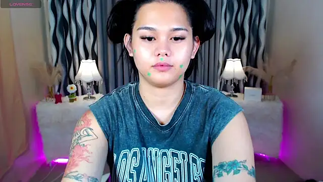 Ella Fantasiax online show from 10/05/25, 08:07