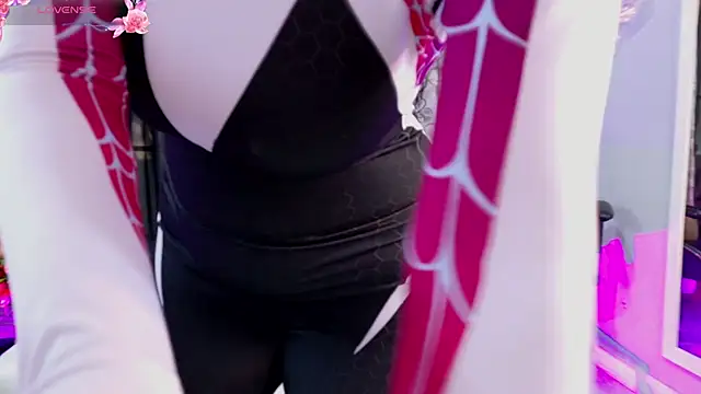 Snapshot of BLACK_ROSSE_1 chatting on 11/04/25, 12:59 BLACK ROSSE 1 online show from 11/04/25, 12:59