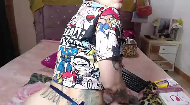 isabelle adj online show from 01/26/25, 07:53