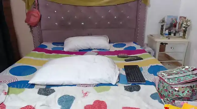 isabelle adj online show from 03/07/25, 08:34