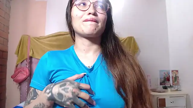 isabelle adj online show from 03/15/25, 09:09