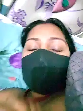 Snapshot of Shristiprakash0 chatting on 11/18/25, 04:28 Shristiprakash0 online show from 11/18/25, 04:28