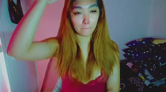 TR4NSCUTI3 online show from 12/08/24, 03:13