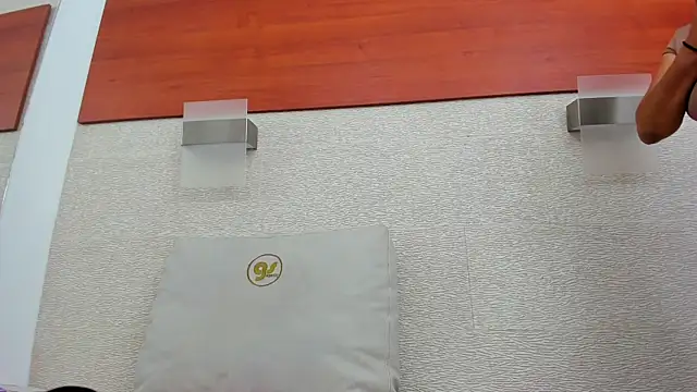 allice green online show from 12/20/25, 01:56