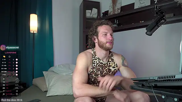 VIktorSecret online show from 10/02/25, 05:36