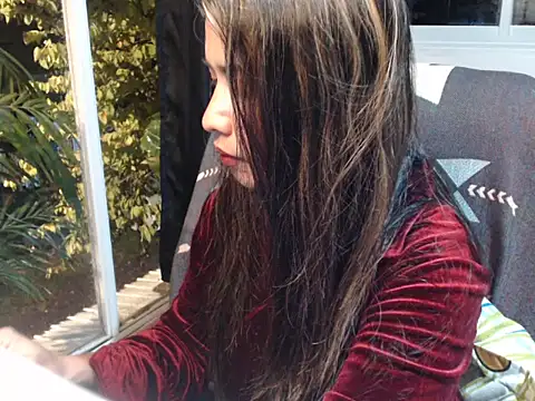 Snapshot of Urbabygirl_jenny chatting on 05/01/26, 12:54 Urbabygirl jenny online show from 05/01/26, 12:54