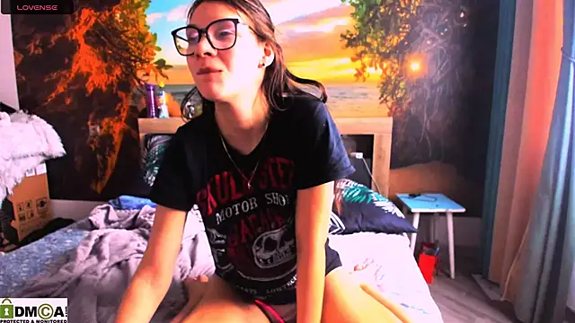 Snapshot of MollyLollipop chatting on 01/11/25, 06:14 MollyLollipop online show from 01/11/25, 06:14