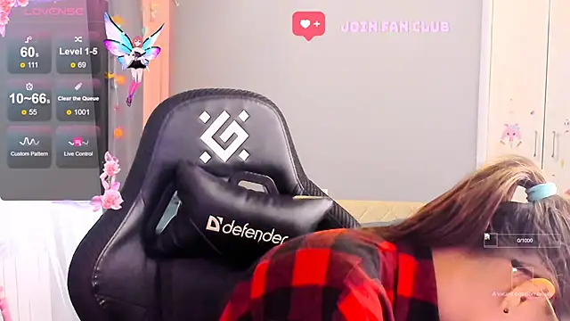 Snapshot of MollyLollipop chatting on 10/02/25, 04:41 MollyLollipop online show from 10/02/25, 04:41