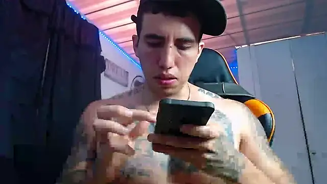 Adam Hudsond online show from 11/03/25, 01:56