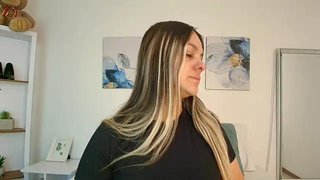 Isabella Harley online show from 07/10/26, 01:25