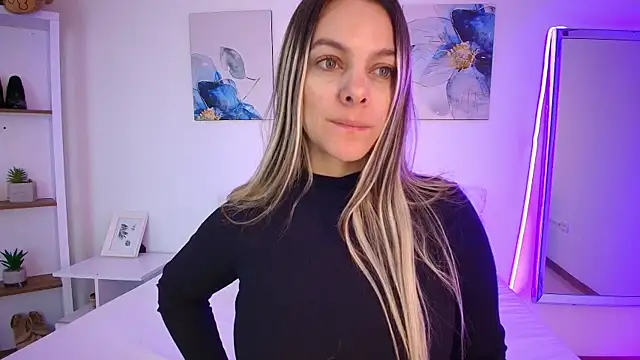 Isabella Harley online show from 07/15/26, 01:27