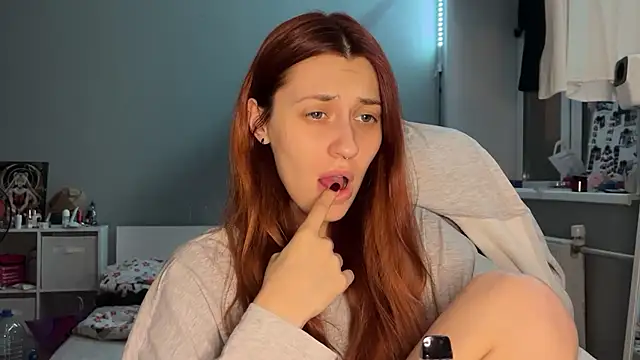 Uniarten online show from 10/03/25, 06:27