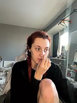 Uniarten online show from 01/13/26, 11:04