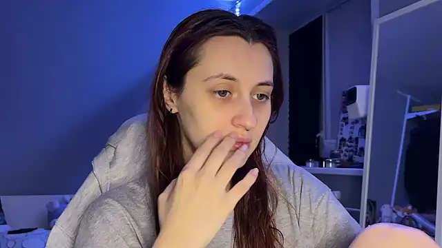 Uniarten online show from 04/01/26, 06:38