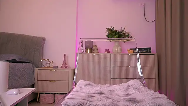 lildiaa online show from 06/01/26, 05:03