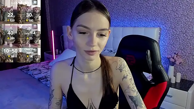 Snapshot of SophieCatty chatting on 02/20/25, 06:17 SophieCatty online show from 02/20/25, 06:17