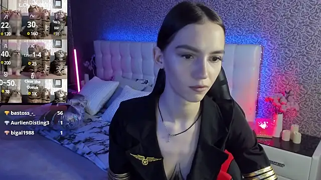 Snapshot of SophieCatty chatting on 03/10/25, 02:48 SophieCatty online show from 03/10/25, 02:48