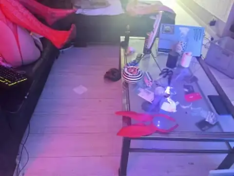 slankecrosdresser online show from 02/06/25, 09:32