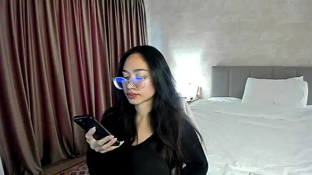 itsyourcassie online show from 12/16/24, 06:10