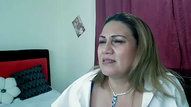 Snapshot of yayita_mature chatting on 01/27/25, 07:35 yayita mature online show from 01/27/25, 07:35