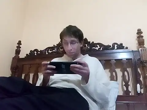 White rabbit  online show from 01/10/25, 09:31