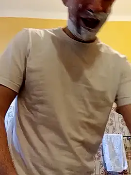 White rabbit  online show from 01/25/25, 10:40